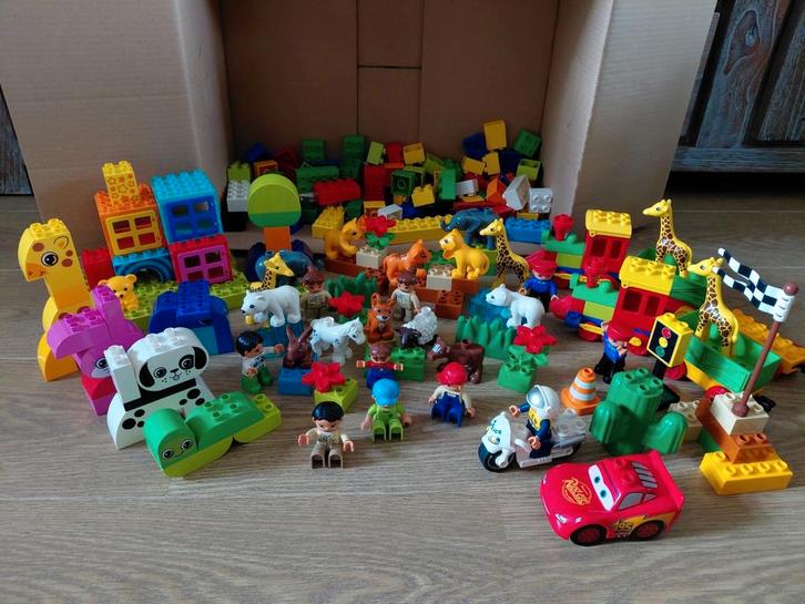 Veel Duplo, 10 sets + losse bouwblokken, Kinderen en Baby's, Speelgoed | Duplo en Lego, Gebruikt, Duplo, Complete set, Ophalen of Verzenden