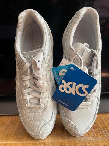 ASICS GEL maat 37  beschikbaar voor biedingen