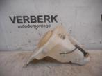 Ruitensproeierreservoir Mercedes-Benz C (W202) 2028690020, Gebruikt, Mercedes-Benz AG, Mercedes-Benz, Mercedesstraße 120, Stuttgart 70372, , Duitsland