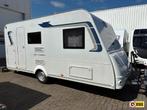 Caravelair Alba Family 466 met voortent, Caravans en Kamperen, Schokbreker, Treinzit, Overige typen, Tot en met 6