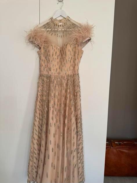 Prachtige trouwjurk (36- 40), Kleding | Dames, Bodywarmers, Zo goed als nieuw, Maat 38/40 (M), Wit, Ophalen of Verzenden