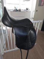 Kent&masters dressuurzadel S-serie moveable block 17,5 inch., Dieren en Toebehoren, Ophalen, Zo goed als nieuw, Dressuur