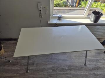 Gispen opvouwbaar bureau/tafel beschikbaar voor biedingen