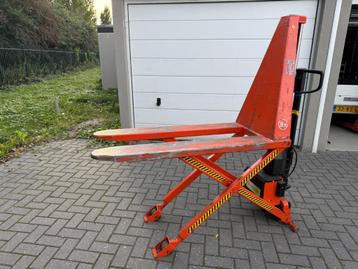Professionele hoogheffer | elektrische palletwagen BT HHL100 beschikbaar voor biedingen