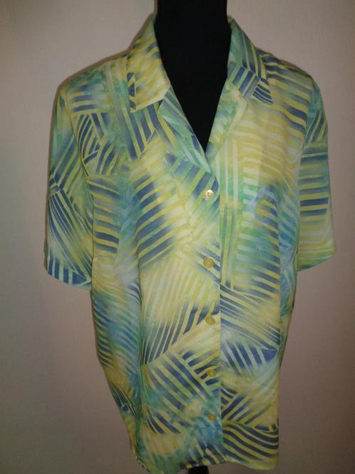mariette maat 48 oksel tot oksel 64 cm, Kleding | Dames, Grote Maten, Zo goed als nieuw, Blouse of Tuniek, Groen, Ophalen of Verzenden