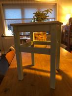 Houten krukje 32x32x44.5 cm. Koopje €5,00, Ophalen, Zo goed als nieuw, Hout