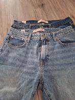 2 superdry korte broeken maat 33, Kleding | Heren, Ophalen of Verzenden, Zo goed als nieuw, Blauw, W33 - W34 (confectie 48/50)