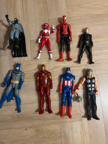 Superhelden Figuren Set - 8 Stuks beschikbaar voor biedingen