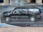 Chevrolet Suburban (2001) | Zwart | 1:18 | Welly, Ophalen of Verzenden, Nieuw, Auto, Welly