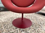 Nieuw Artifort Tulip Fauteuil Midi rood stof design stoel, Huis en Inrichting, Fauteuils, Nieuw, 75 tot 100 cm, Ophalen of Verzenden