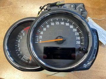 Instrumentenpaneel Mini Clubman F54 62105A5C5F6/62105A1C3F8 beschikbaar voor biedingen