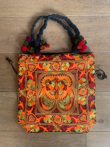 Hmong Tribal Tote bag from Northern Thailand. beschikbaar voor biedingen
