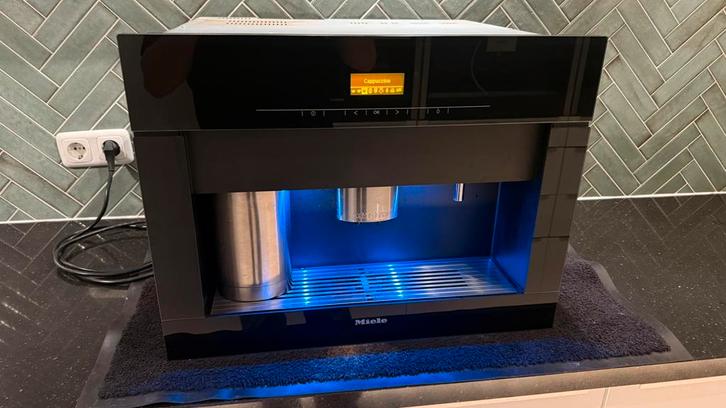 Miele Inbouw Koffiemachine, Witgoed en Apparatuur, Koffiezetapparaten, Zo goed als nieuw, Koffiemachine, 10 kopjes of meer, Ophalen of Verzenden