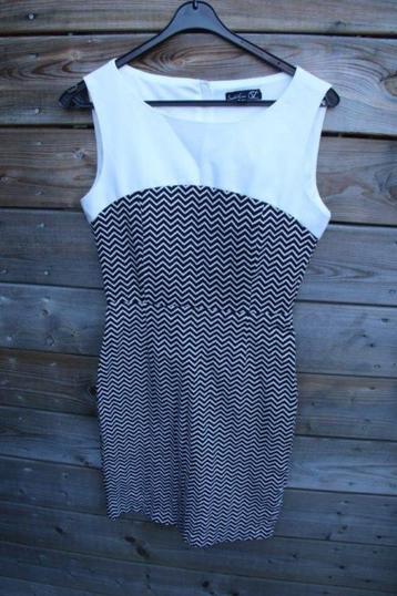 Jurk offwhite/ zwart Lemon Smashed mt 36 Vaste prijs beschikbaar voor biedingen