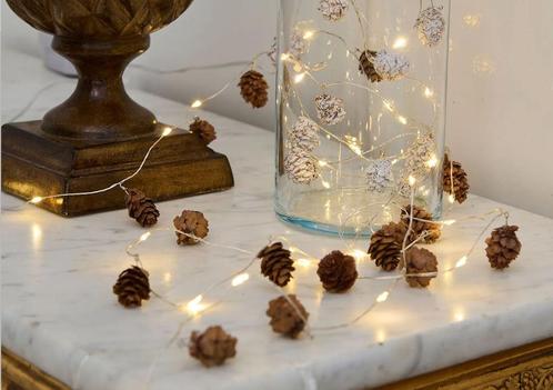Sirius Molly Lichtsnoer Dennenappels Naturel NIEUW LED lamp, Huis en Inrichting, Woonaccessoires | Kandelaars en Kaarsen, Nieuw