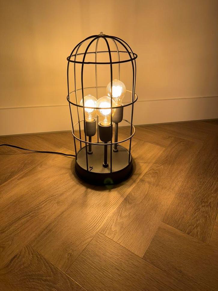 Industriële kooilamp met 3 lampen, Huis en Inrichting, Lampen | Vloerlampen, Gebruikt, Minder dan 100 cm, Metaal, Ophalen