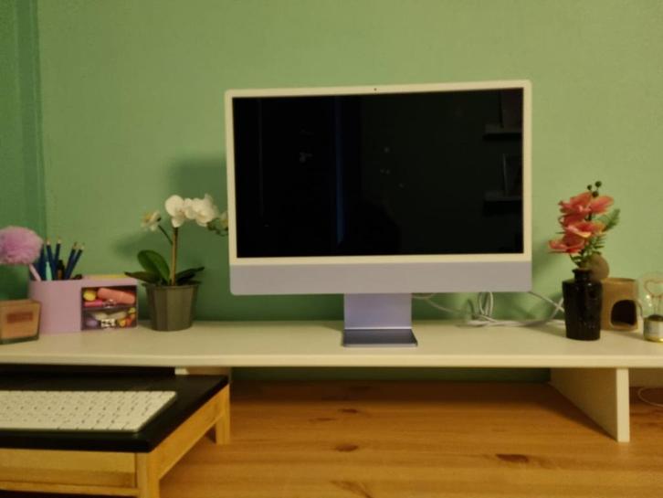 Paarse iMac (zo goed als nieuw) met toetsenbord en muis, Computers en Software, Apple Desktops, Zo goed als nieuw, iMac, SSD, Onbekend