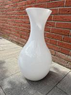Melkwitte vaas, Ophalen, Gebruikt, Overige kleuren, Glas