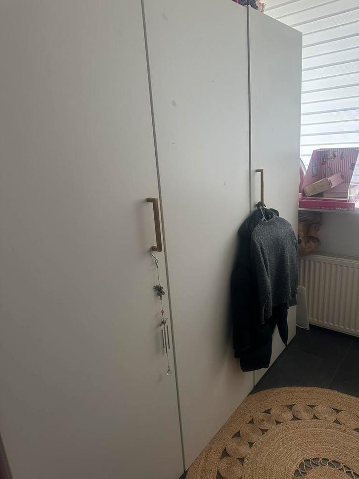 Ikea ruime kast, Huis en Inrichting, Kasten | Kledingkasten, Gebruikt, 150 tot 200 cm, 150 tot 200 cm, 50 tot 75 cm, Met lade(s)