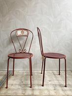 2 Vintage rode bistrostoelen, Ophalen, -, -, Zo goed als nieuw