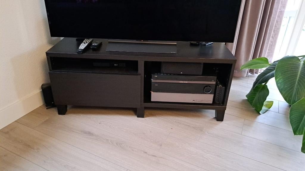 TV meubel ikea, Huis en Inrichting, Kasten | Televisiemeubels, Ophalen, Gebruikt, 100 tot 150 cm, Minder dan 100 cm