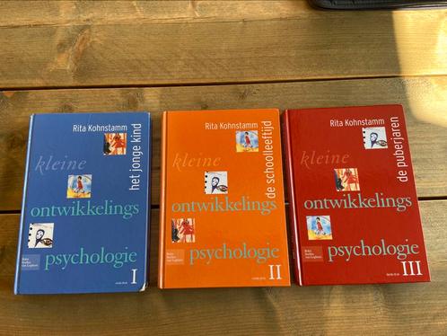 R. Kohnstamm - Kleine ontwikkelingspsychologie 1, 2 en 3, Boeken, Wetenschap, Zo goed als nieuw, Ophalen of Verzenden