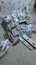 Div sluitplaat, sloten, paumelle, cilinders,, Doe-het-zelf en Verbouw, Hang- en Sluitwerk, Ophalen of Verzenden, Zo goed als nieuw