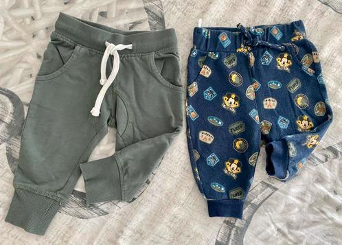 Twee leuk broekje van Disney baby en Hema in maat 68, Kinderen en Baby's, Babykleding | Maat 68, Zo goed als nieuw, Jongetje of Meisje