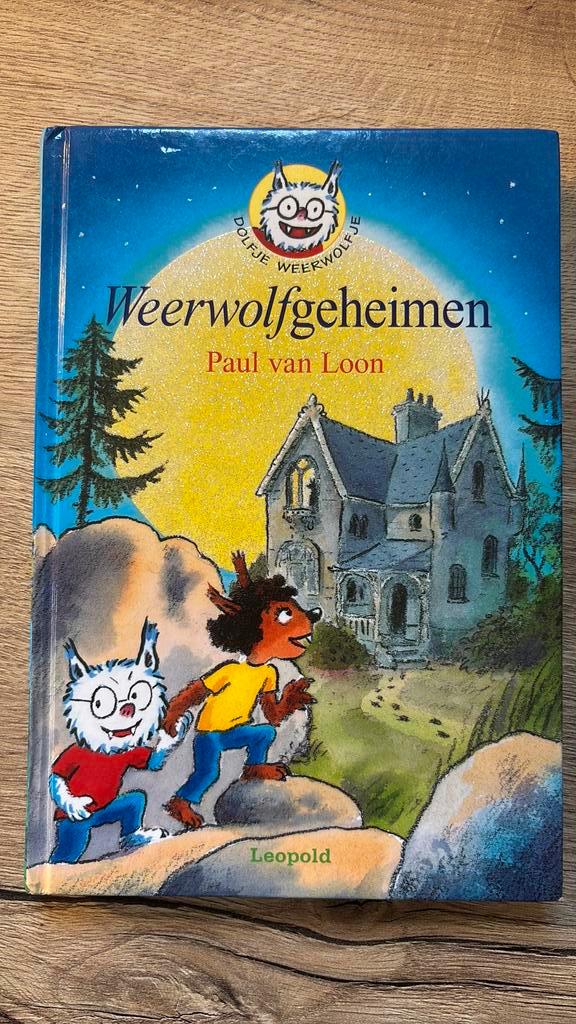 Paul van Loon - Weerwolfgeheimen, Boeken, Kinderboeken | Jeugd | onder 10 jaar, Zo goed als nieuw, Fictie algemeen, Ophalen of Verzenden