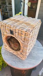 Hondenmand te koop, Dieren en Toebehoren, Ophalen of Verzenden, Zo goed als nieuw, Riet