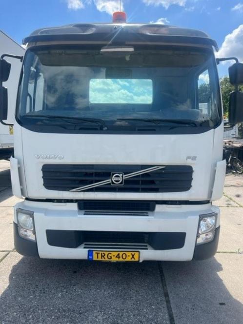 Volvo FL 240 MMBS Voertuig, Auto's, Vrachtwagens, Particulier, Volvo, Diesel, Euro 6, Automaat, Wit, Grijs, Stof, Achterwielaandrijving