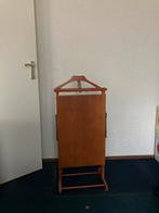 Houten kledingrek , electrische broekenpers, Ophalen, Gebruikt, 100 tot 150 cm, Staande kapstok