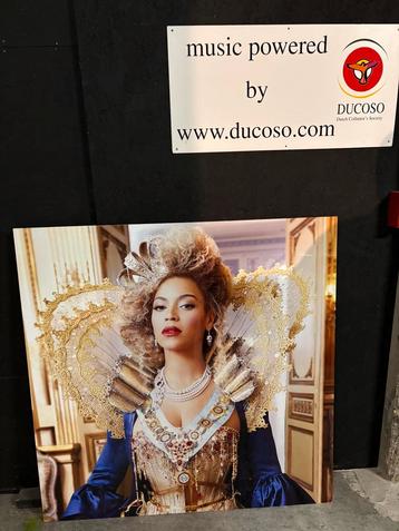 Beyoncé plexiglas promo grote foto 1.50 x 1.50 meter beschikbaar voor biedingen
