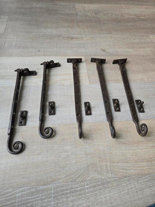 Set van 5 antieke IJzeren Uitzetijzers en 2 Raamboomjes €99, Antiek en Kunst, Antiek | Gereedschap en Instrumenten, Ophalen of Verzenden