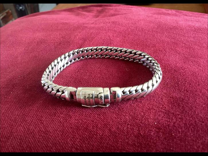 Buddha to buddha armband “ Ben XS” zo goed als nieuw, Sieraden, Tassen en Uiterlijk, Armbanden, Zo goed als nieuw, Zilver, Ophalen of Verzenden