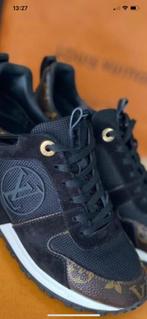 Sneakers Louis Vuiton 38, Ophalen of Verzenden, Zo goed als nieuw, Sneakers of Gympen