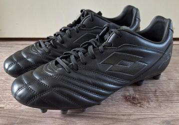 Lotto voetbal schoenen beschikbaar voor biedingen