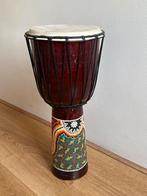 Kleine houten djembe met mooi patroon - 50cm, Muziek en Instrumenten, Ophalen, Gebruikt, Overige merken