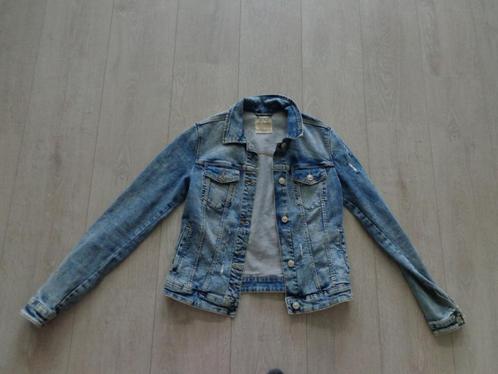 blauw damesspijkerjasje van Stradivarius, maat S, Kleding | Dames, Jassen | Zomer, Gedragen, Maat 36 (S), Blauw, Ophalen of Verzenden