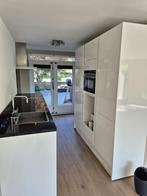 witte hoogglans dubbelwandige  keuken +siemens GEDEMONTEERD, Wit, Dubbelwandige keuken, Ophalen of Verzenden, Zo goed als nieuw