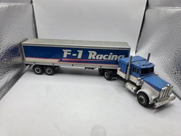 Merkloze Vrachtwagen - F-1 Racing beschikbaar voor biedingen