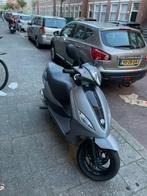 Piaggio fly Moter scooter 125cc   KM 13140, Fietsen en Brommers, Scooters | Piaggio, Ophalen, Gebruikt, 125 cc, Fly