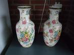 2x Grote Prachtige Vintage Retro Vazen leuk Sinterklaas kado, Ophalen, Overige kleuren, Aardewerk of Porselein, Zo goed als nieuw