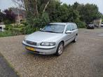 Volvo V70 2.4 Comfort Line bijtellingsvriendelijk, Auto's, Voorwielaandrijving, 1505 kg, Zilver of Grijs, 5 stoelen