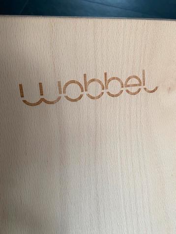 Wobbel Original - Blank gelakt met vilt - Wilde Rozen beschikbaar voor biedingen