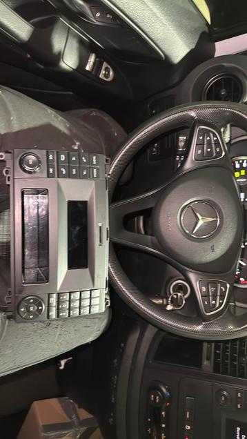 Autoradia mercedes vito 2019 beschikbaar voor biedingen