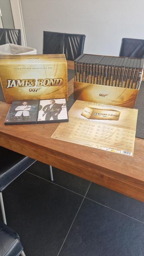 James Bond DVD box, Cd's en Dvd's, Dvd's | Actie, Zo goed als nieuw, Actie, Boxset, Vanaf 12 jaar, Ophalen of Verzenden
