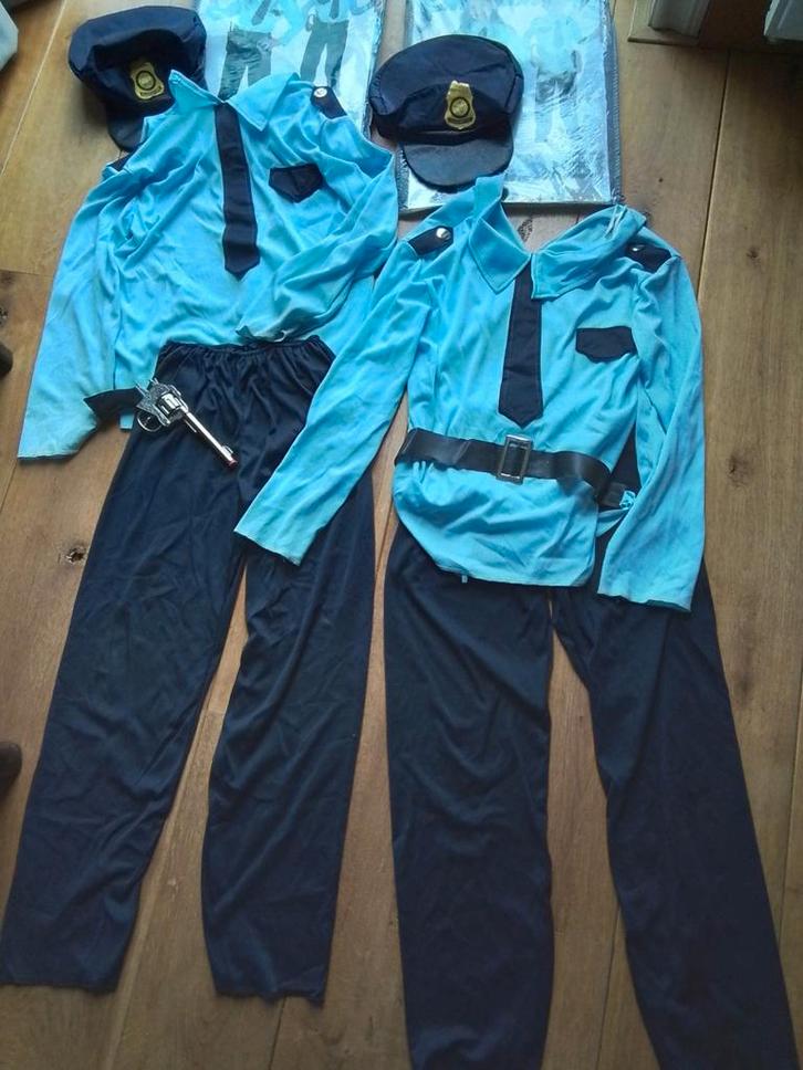 2 Politiepakken Carnaval 10-12 jaar + speelgoedpistool, Kinderen en Baby's, Carnavalskleding en Verkleedspullen, Gebruikt, Jongen of Meisje