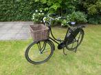 Zwarte omafiets met mand 28 inch, Fietsen en Brommers, Fietsen | Dames | Damesfietsen, Ophalen, Gebruikt, Overige merken