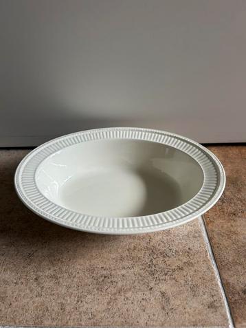 Wedgwood of Etruria & Barlaston Edme Ovale Groenteschaal beschikbaar voor biedingen